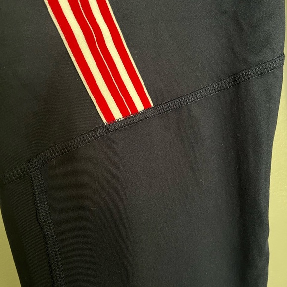 Xersion NWT Athletic Capri - NWT - Large - Picture 3 of 9